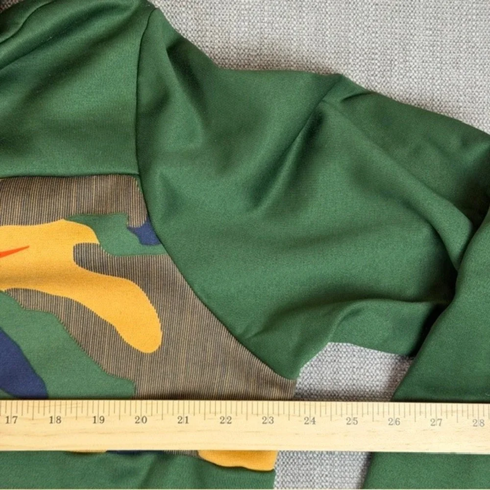 Nike Mens Dri-FIT Camo Panel Hoodie Forest Green Pullover Sweatshirt Large